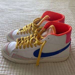 Nike Blazers Mid ‘77 Women’s